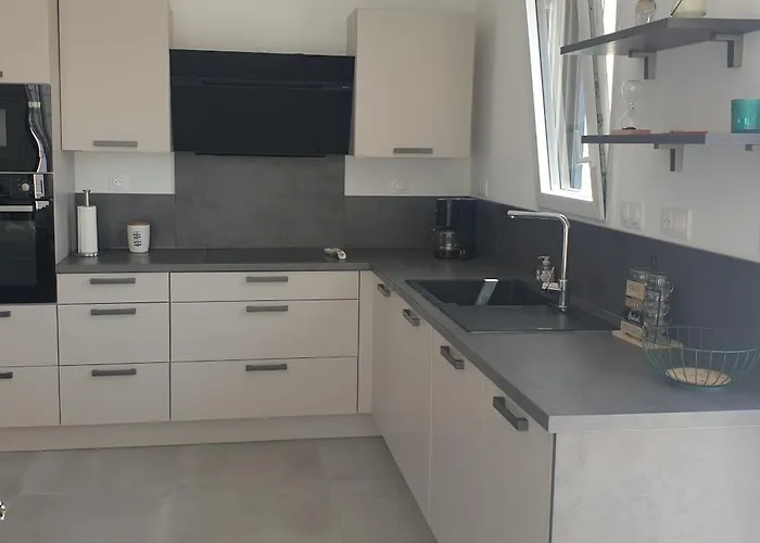 La Perséide - Maison Neuve 900 M *