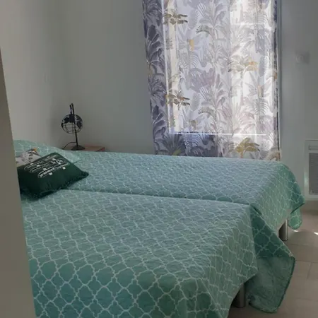 La Perseide - Maison Neuve 900 M 山地圣母村